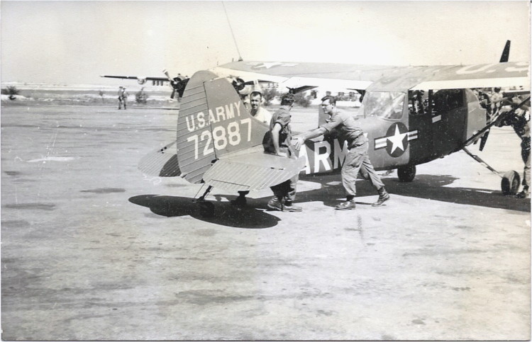 Helping park a visiting aircraft at Marble Mountain, 1st Platoon aircraft 57-2887 Helping park a visiting aircraft at Marble Mountain, 1st Platoon aircraft 57-2887