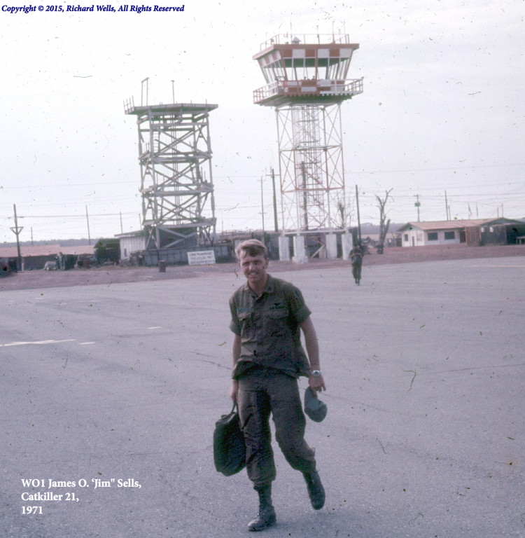 220th Aviation Company photo, courtesy of Dick Wells 220th Aviation Company photo, courtesy of Dick Wells